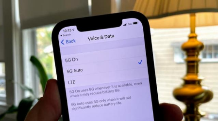 汤旺河苹果手机维修分享iPhone 12如何打开或关闭5G网络 